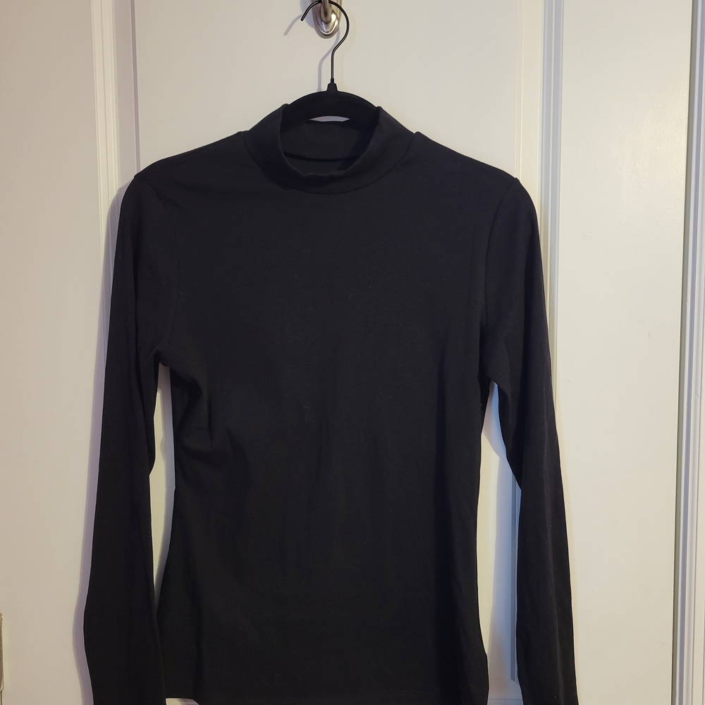Mangopop Black Turtle Neck Fitted Longsleeve Shirt L NWT